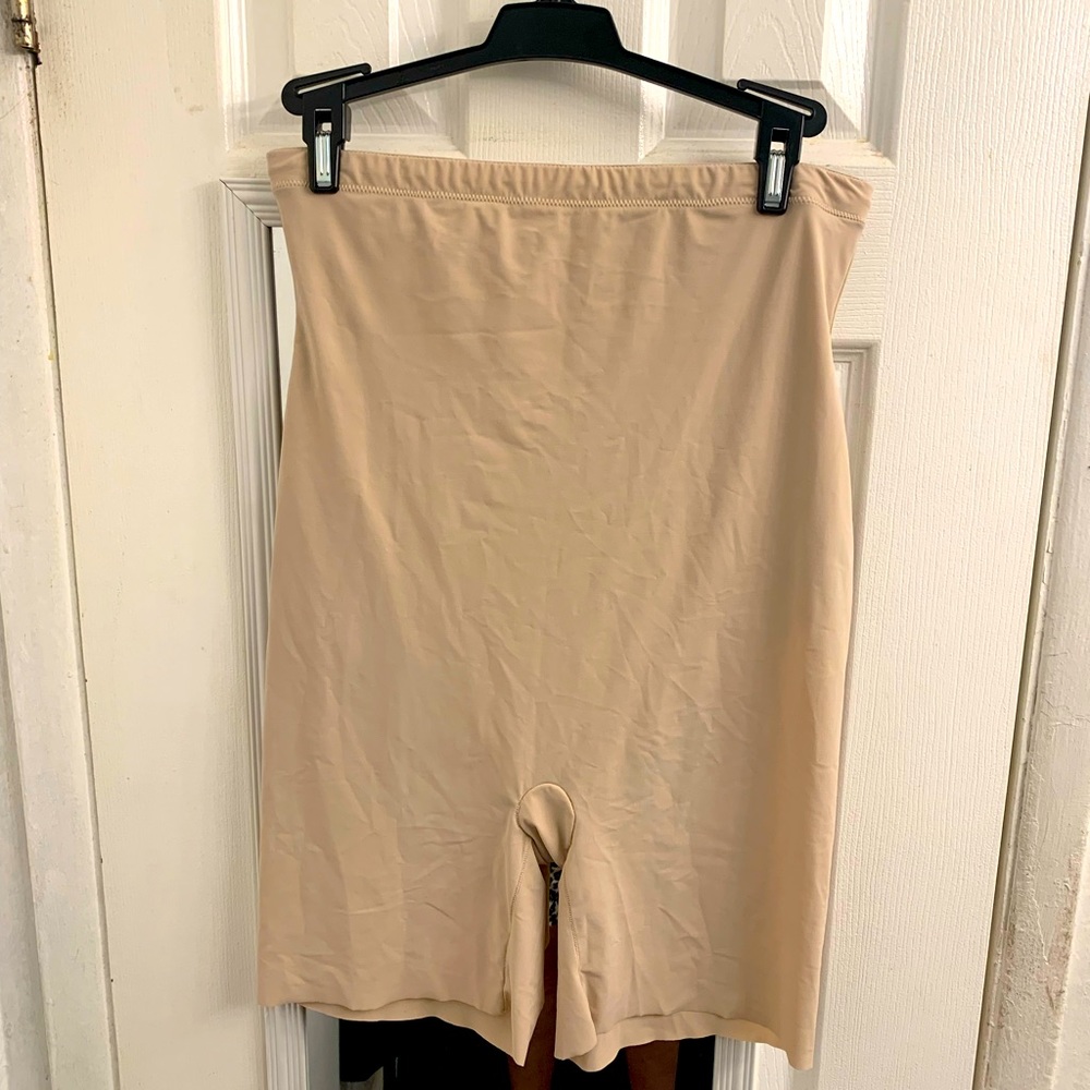 Maidenform thigh shapewear